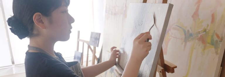 「絵画そのもの、素材そのものに向き合っていきたい」島村由希インタビュー