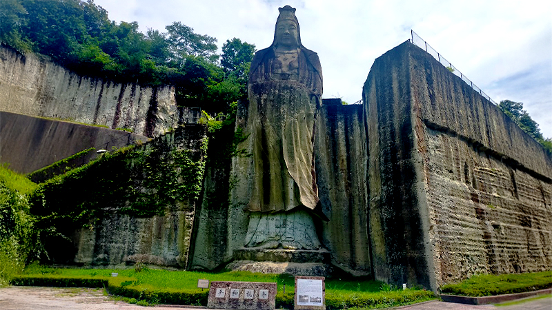 平和観音