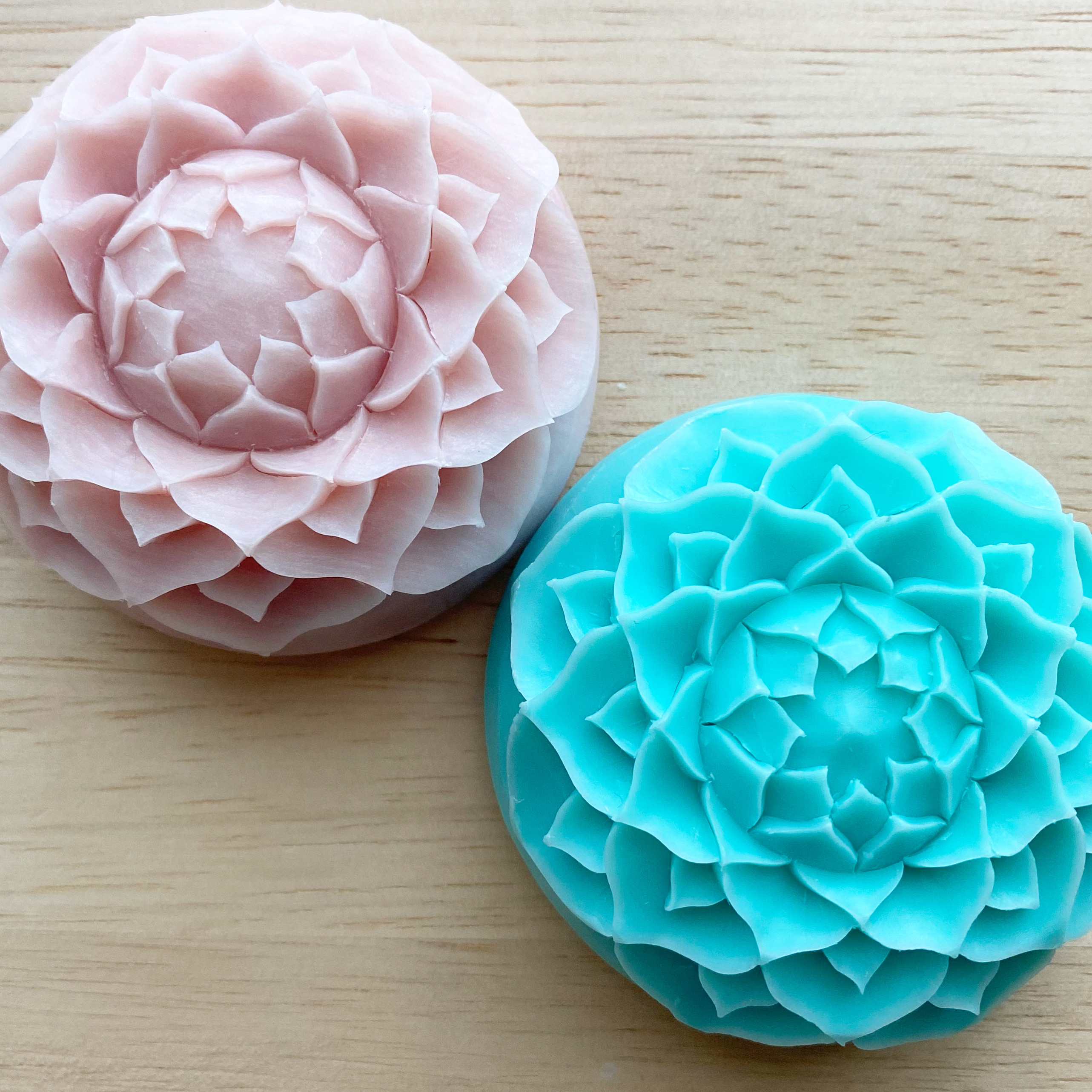 『タイの伝統工芸「ソープカービング」にじっくり挑戦してみよう！』